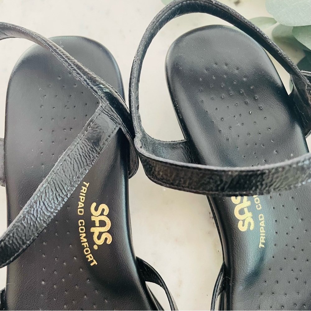 SAS Black Sandals Minimalist Design with Ankle Strap - Picture 4 of 7